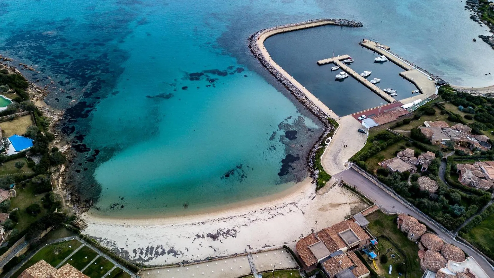 Villa Mirto - Golfo Aranci, Baia Caddinas Sardinia, Costa Smeralda 0*,  Włochy